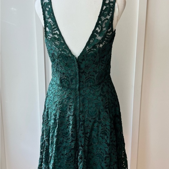 Women’s Formal Midi Dress Davids Bridal Green Juniper Lace Halter A-Line Size 6 - Picture 5 of 9